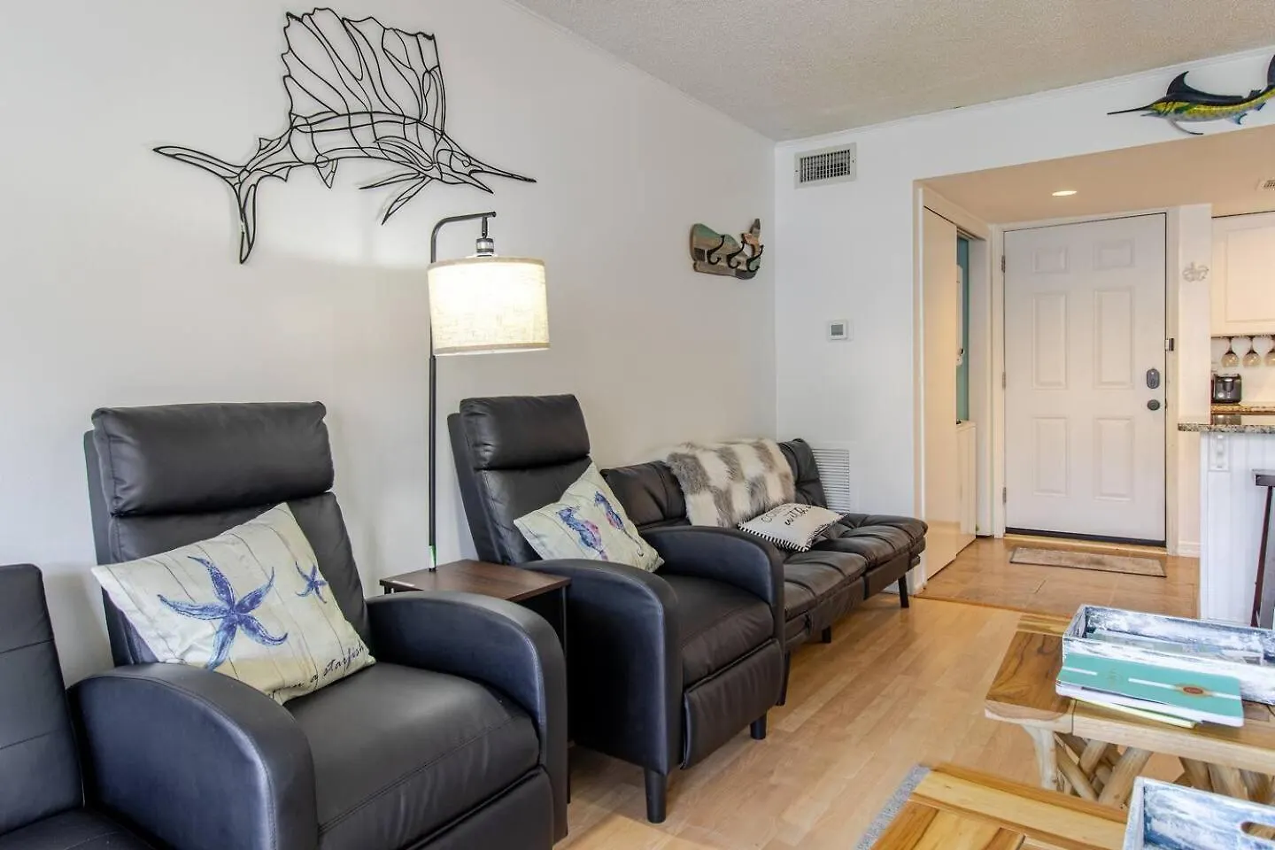 Boathouse Condo, Downtown Destin Harbor, Private Beach Access, Waterfront, On Golf Course, Water Taxi Pickup 0*,  United States
