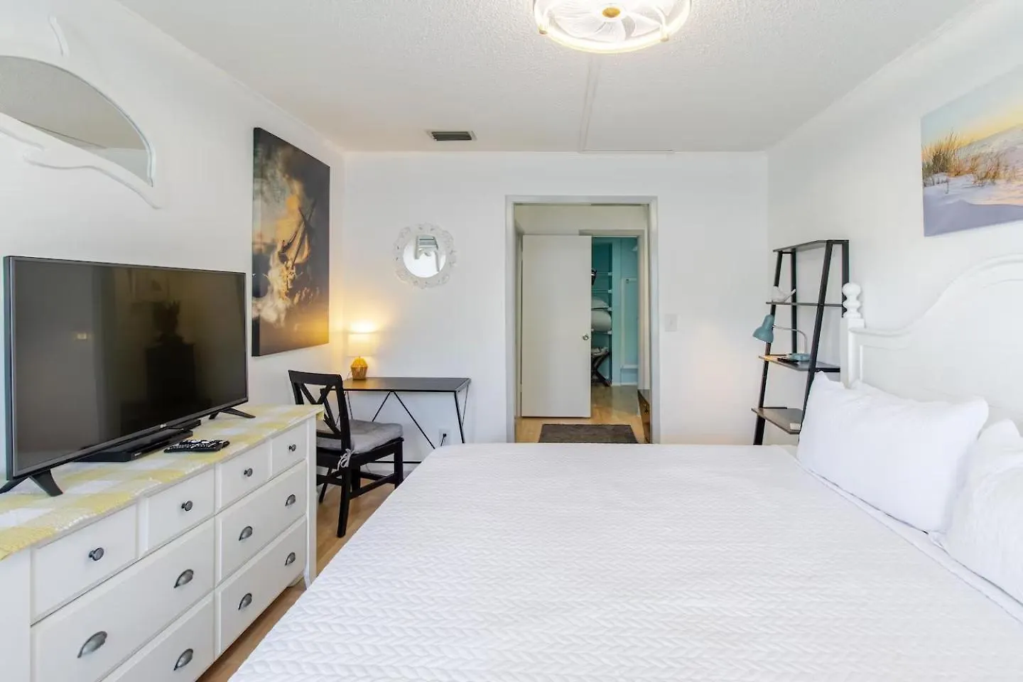 Boathouse Condo, Downtown Destin Harbor, Private Beach Access, Waterfront, On Golf Course, Water Taxi Pickup
