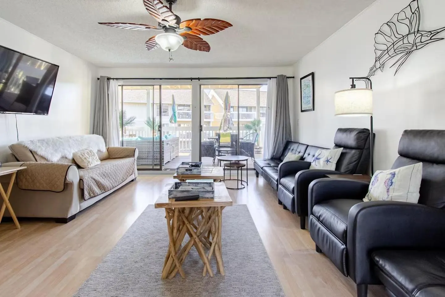Boathouse Condo, Downtown Destin Harbor, Private Beach Access, Waterfront, On Golf Course, Water Taxi Pickup United States